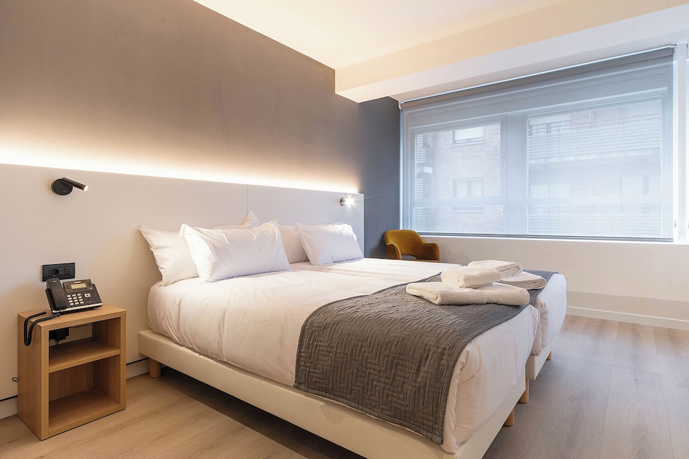 غرفة بسريرين منفصلين لذوي الإعاقة، Hotel Distrito Oeste 2/5