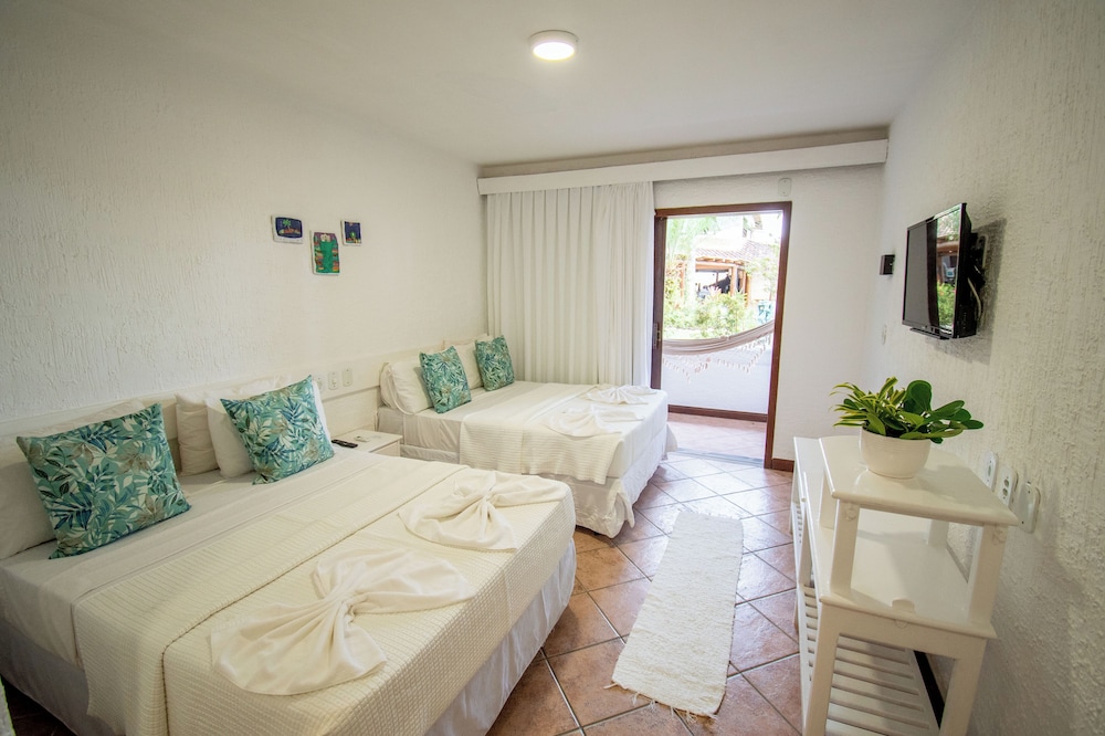 SUPERIOR, LUXURY, SUITE, POOL FRONT