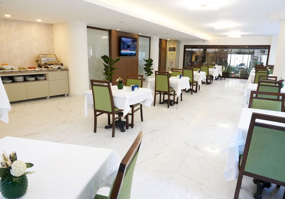 Mira Otel Alsancak 27/34
