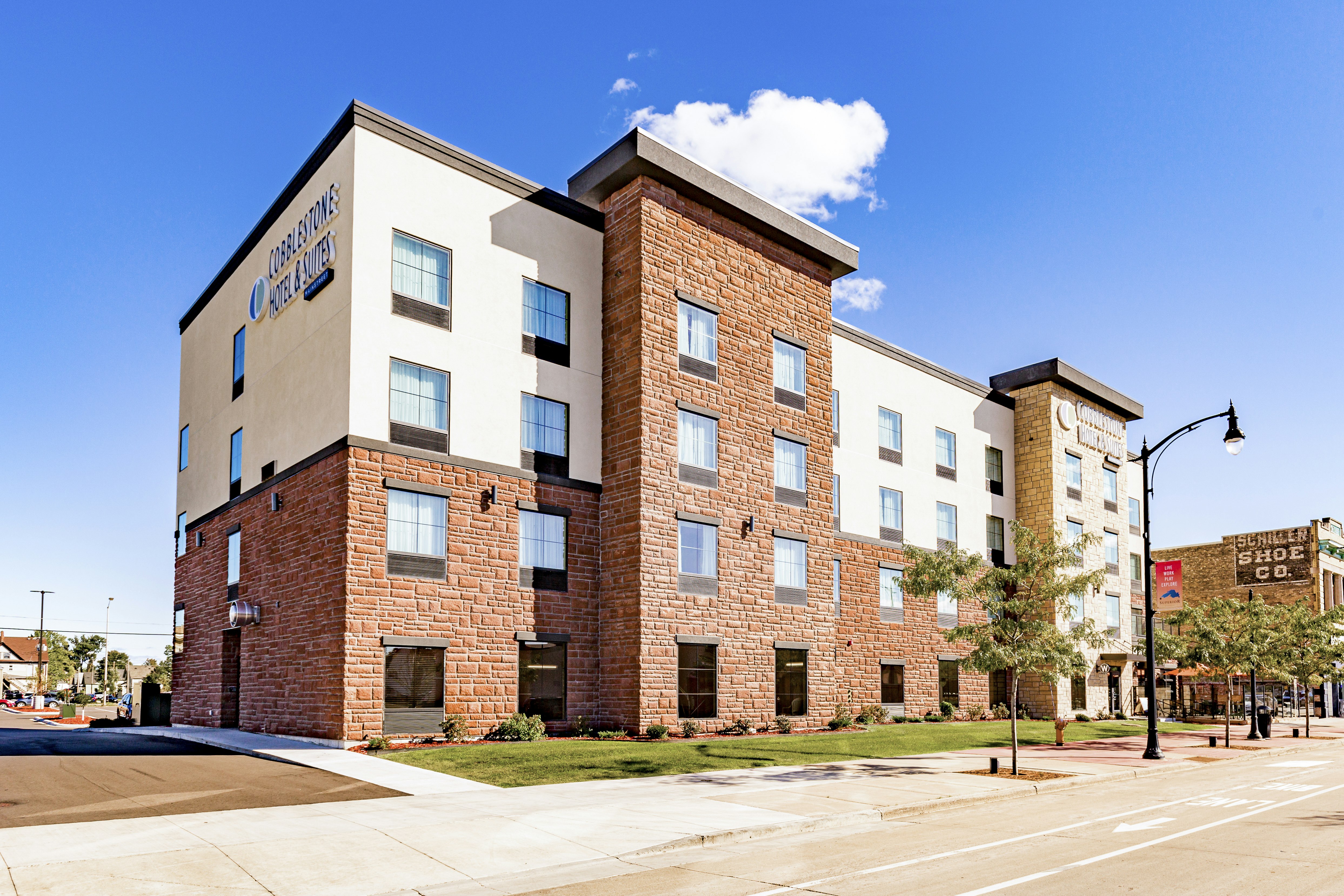 Cobblestone Hotel & Suites - Superior Duluth 45/50