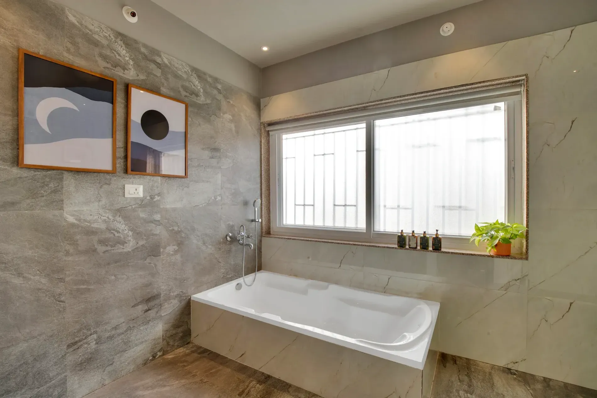 ELIVAAS 3 BHK Villa with Pvt Pool Shourya Bliss 20/20