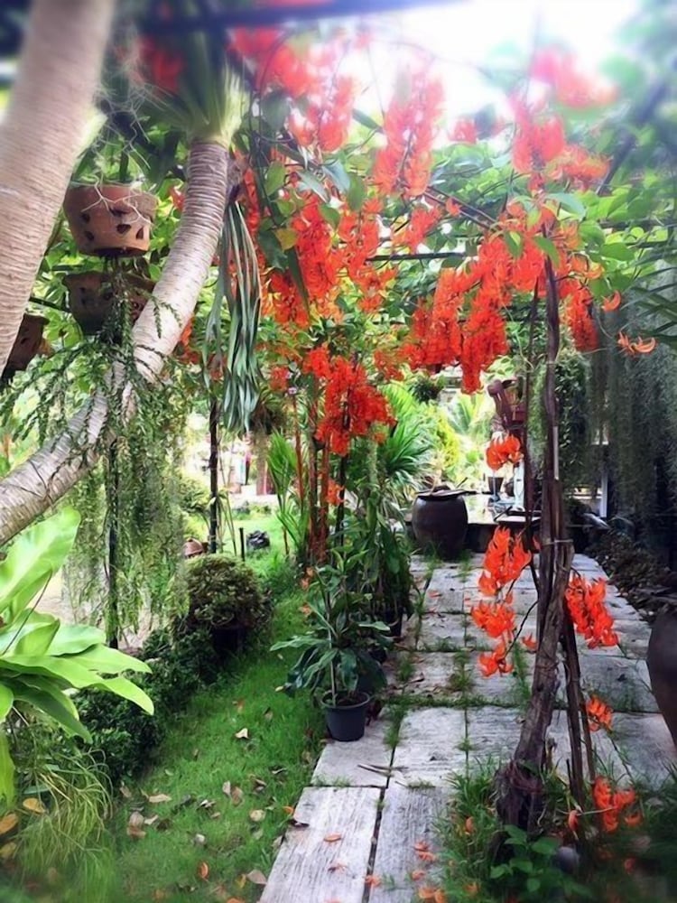 Ruean Thai Nai Bang By Pansak Resort 62/66