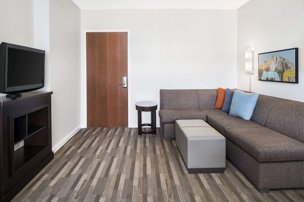 HYATT house Boulder/Broomfield 33/50