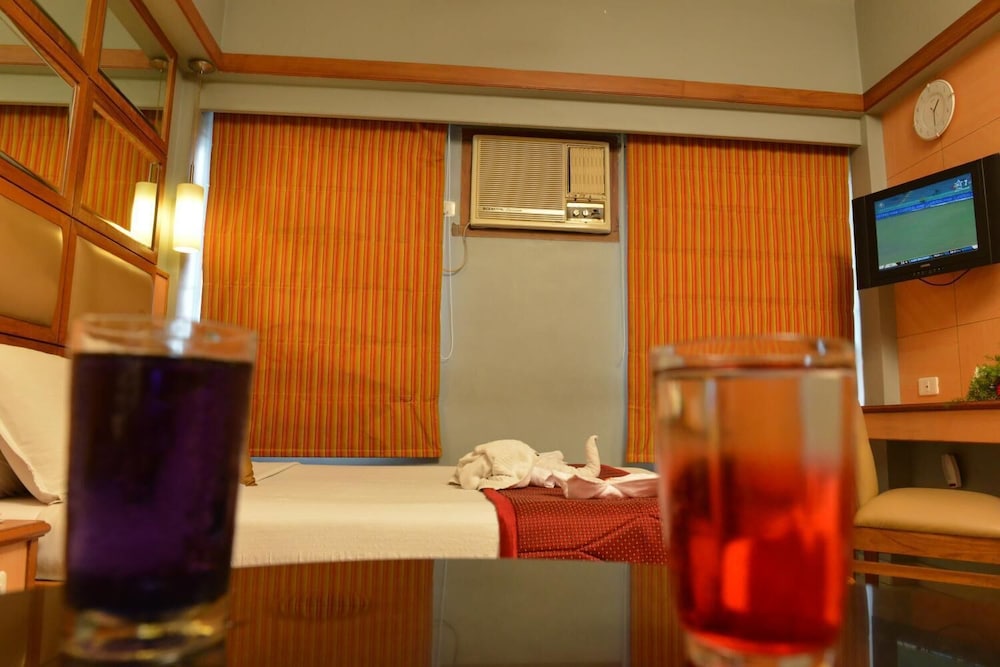 Sree Bharani Hotel 7/27