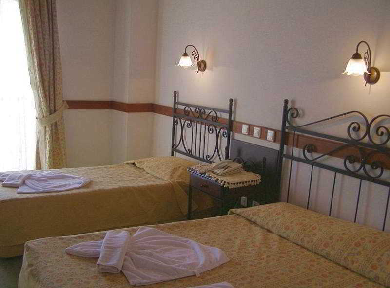 Sevki Bey Hotel 19/50