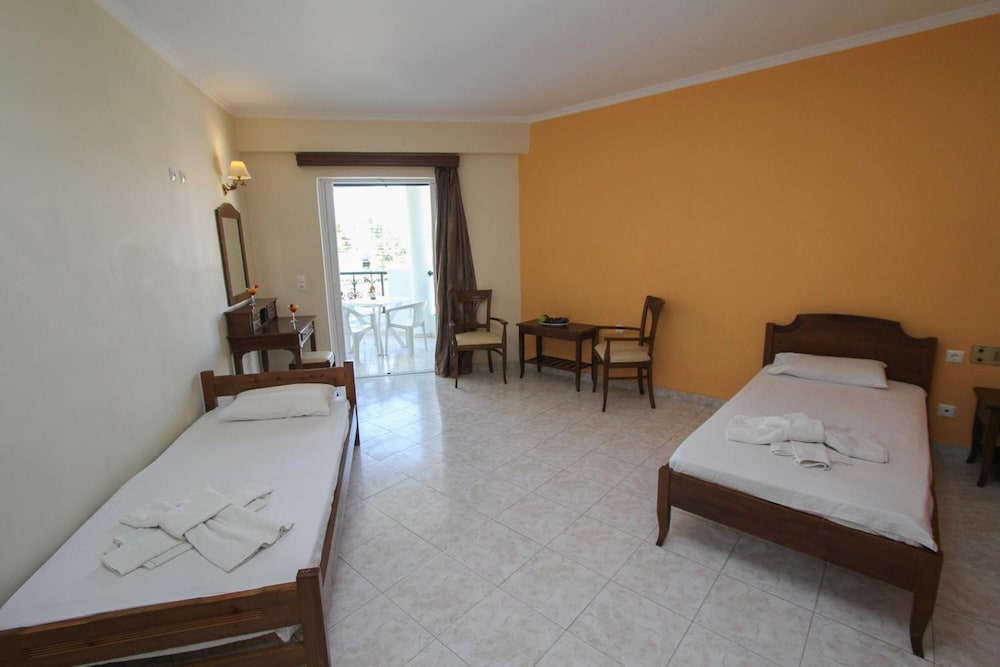 Aphrodite Hotel 14/34