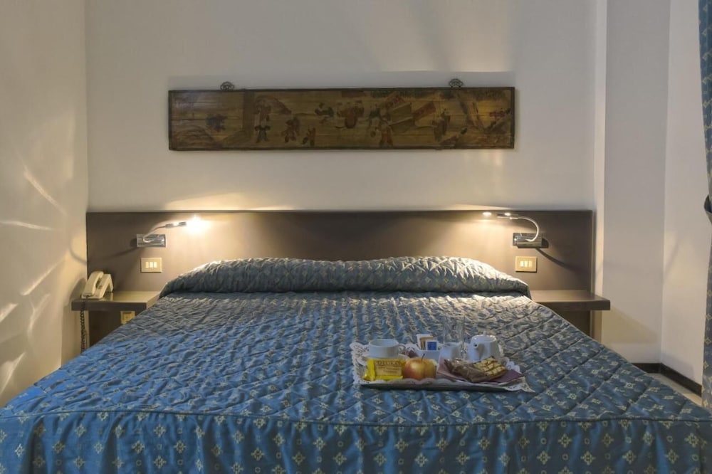Verdemilia Hotel 8/50
