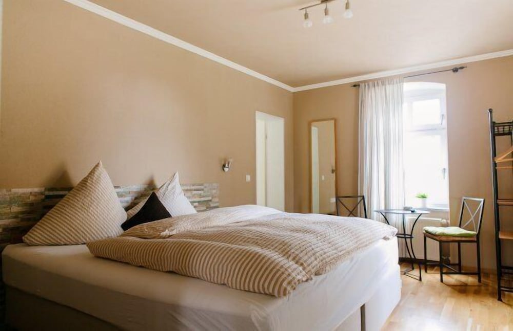 Landhotel Airport-Inn 22/43