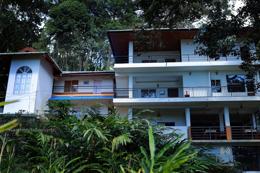 Spice Jungle Resort 8/58