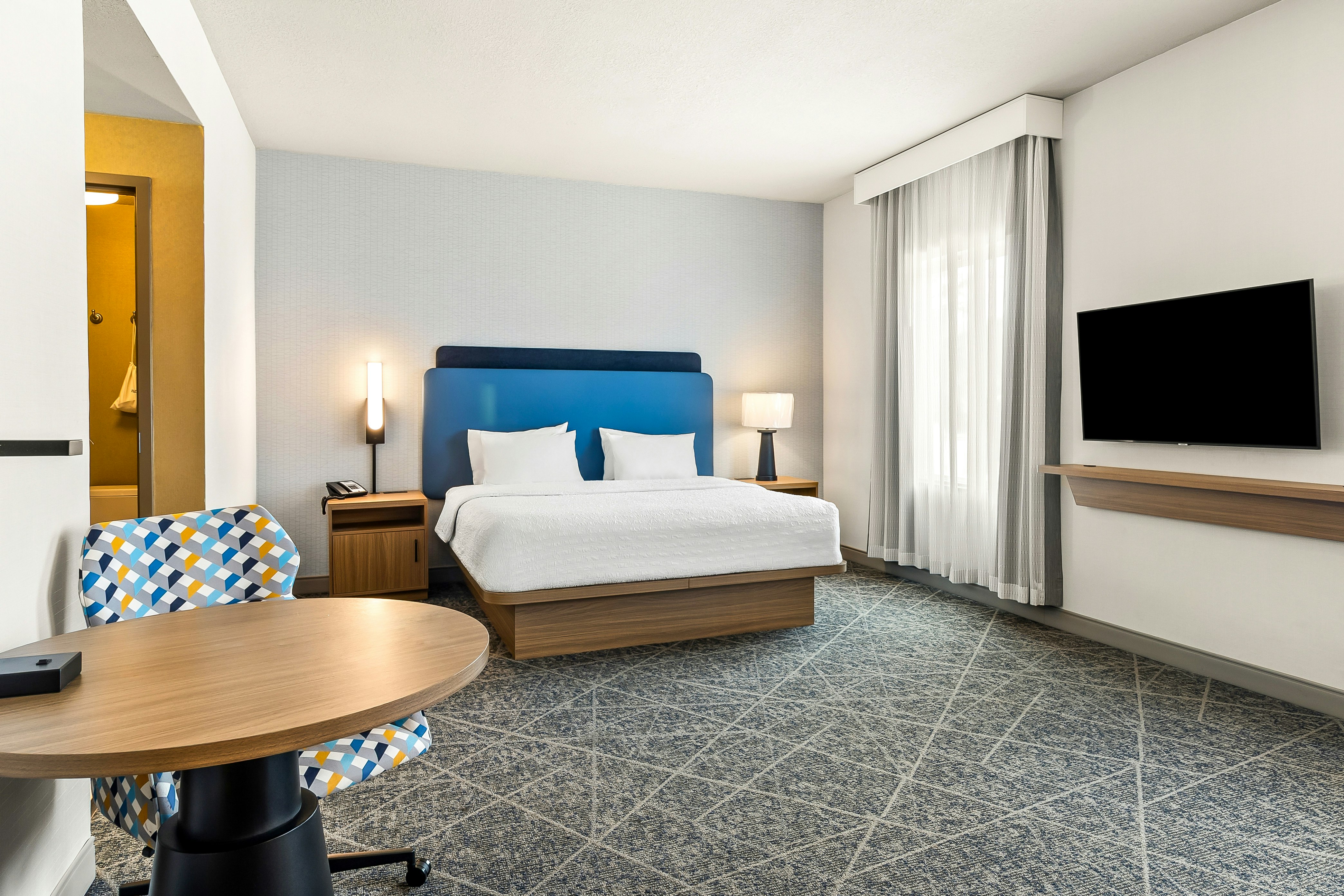 استوديو بسرير كينج مع أريكة، Hampton Inn Suites Merced 2/4