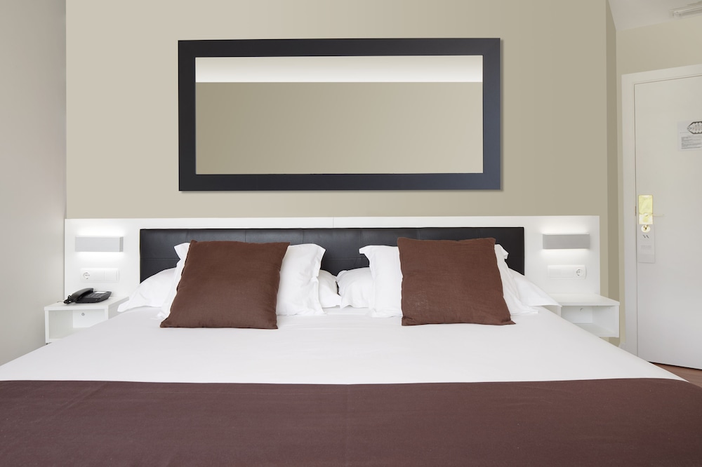 Hotel Villa Antilla 8/71