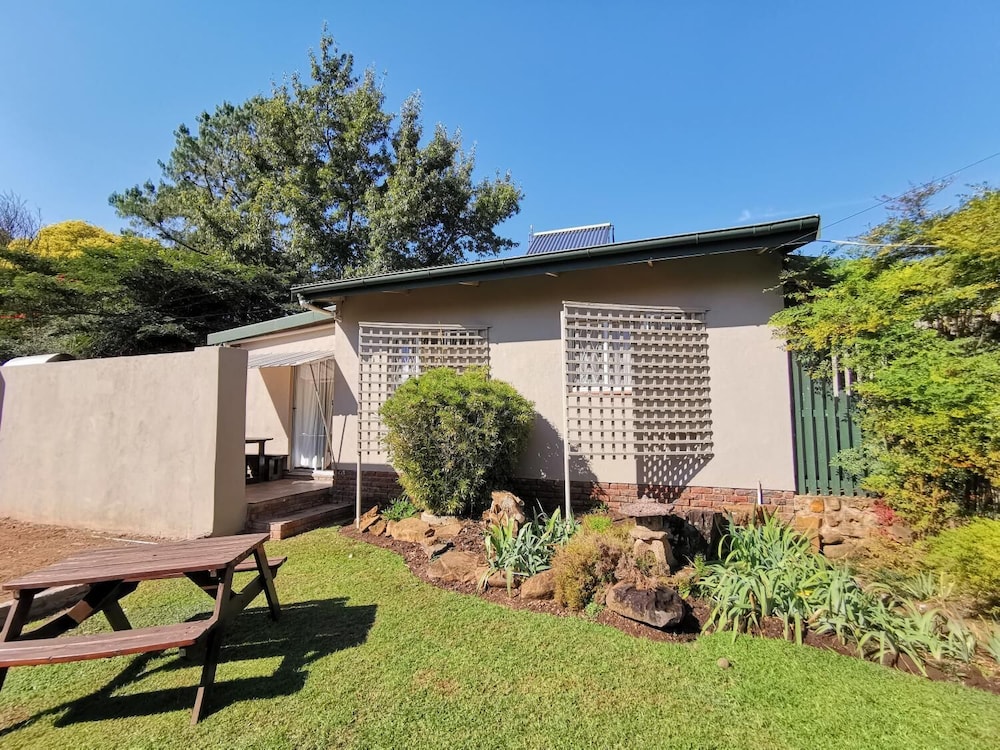 Sunbird Guest House 35/50