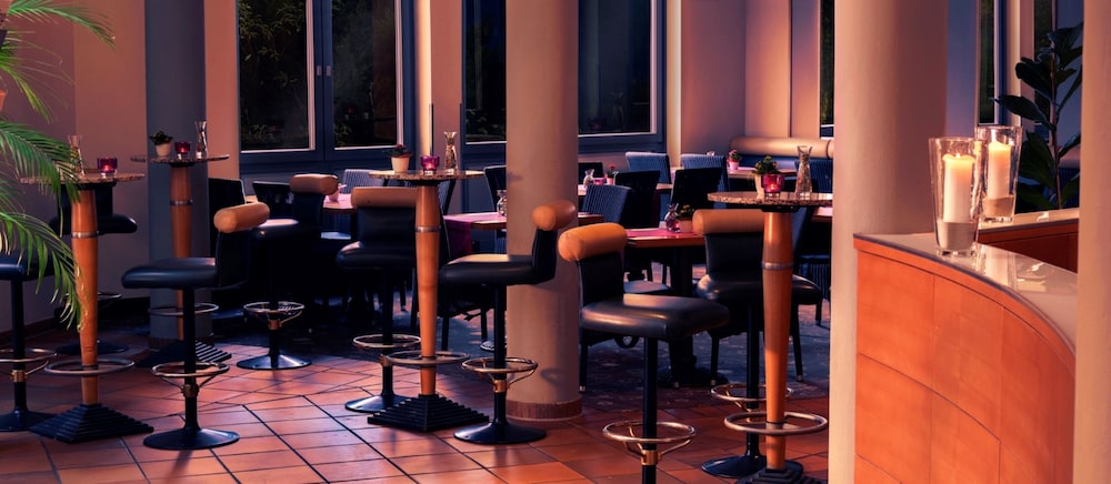 Movenpick Hotel Munchen Airport 50/68