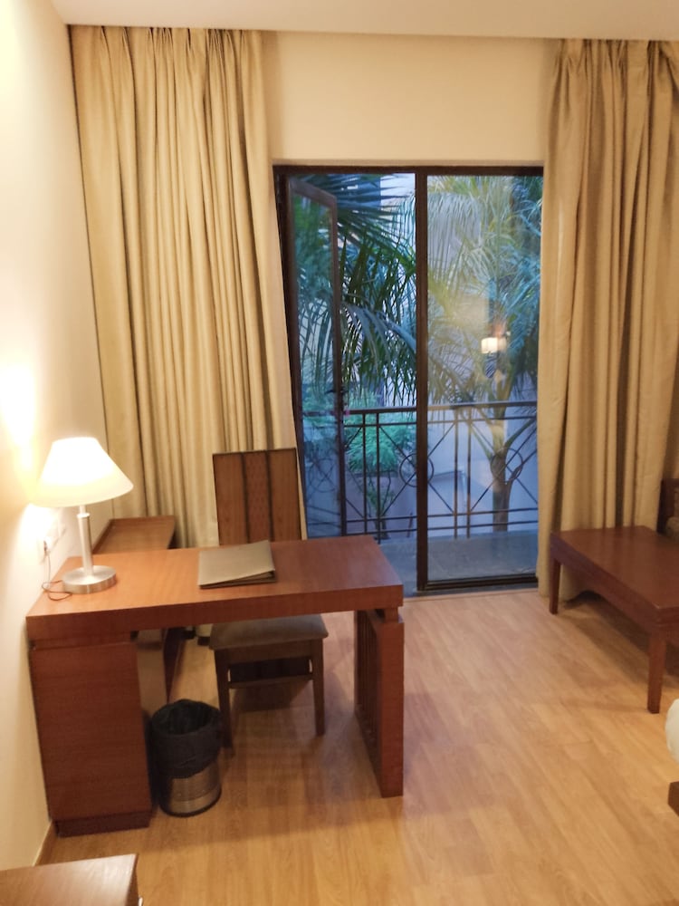 The Nikunj Hotels 10/17