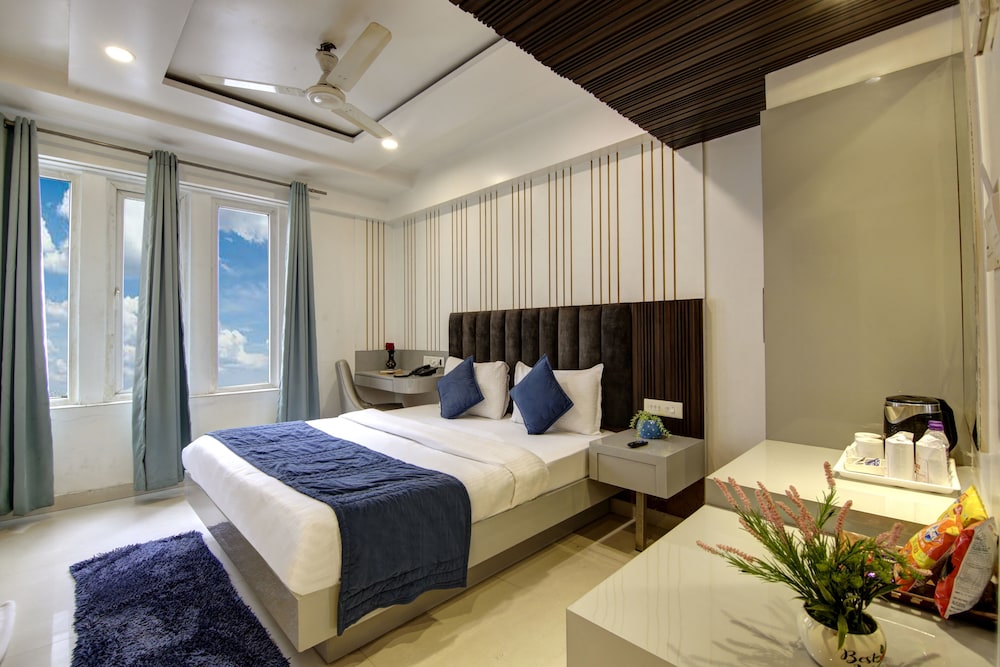 Hotel Shanti Plaza 30/50