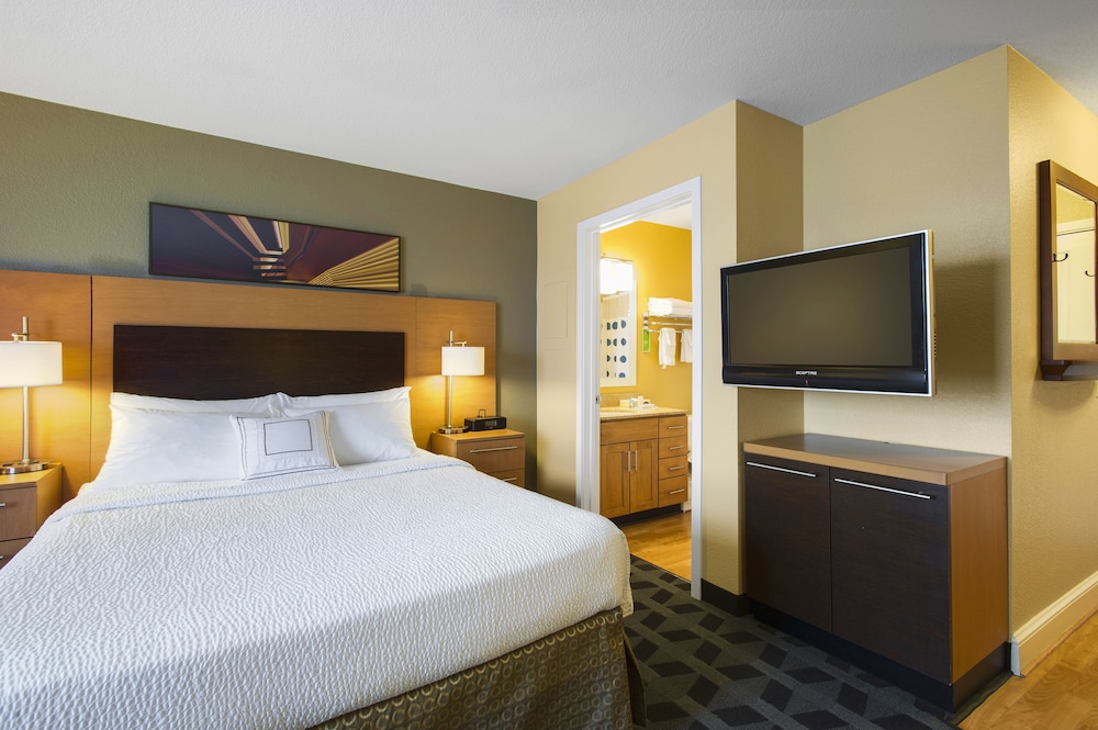 TownePlace Suites Kansas City Overland Park 6/37