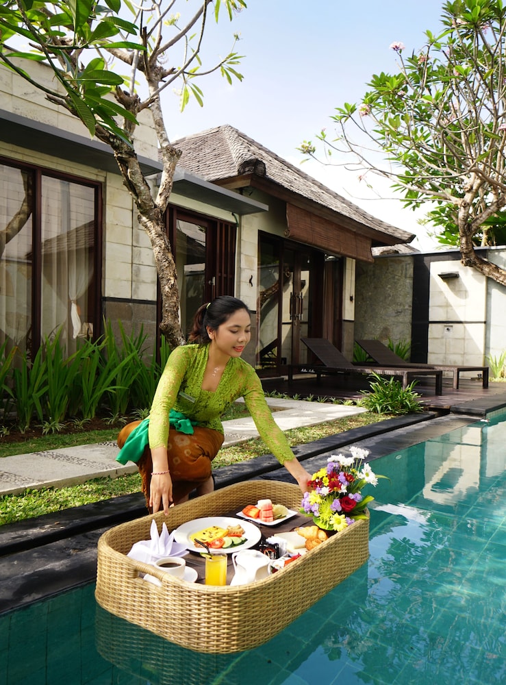 The Khayangan Dreams Seminyak 34/50