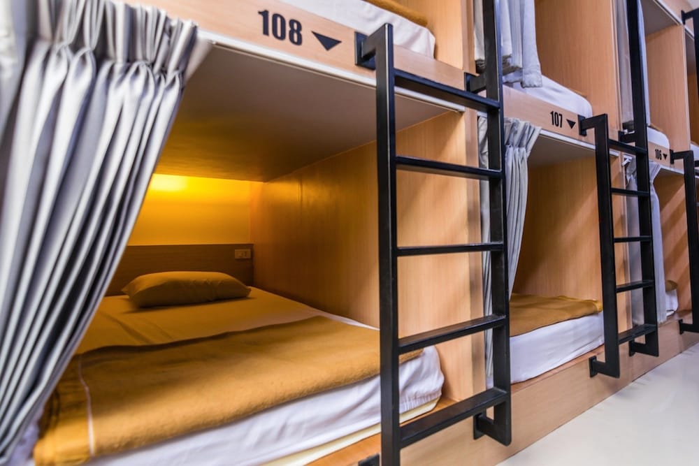 18 Coins Budget Hotel 53/67