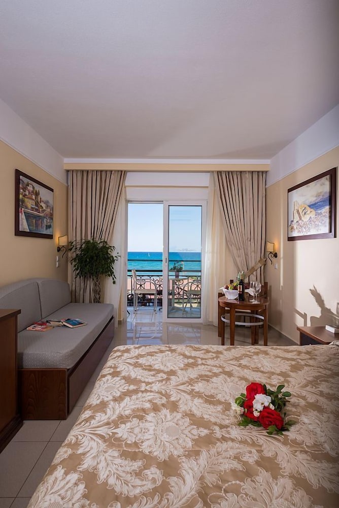 Vantaris Luxury Beach Resort 33/42