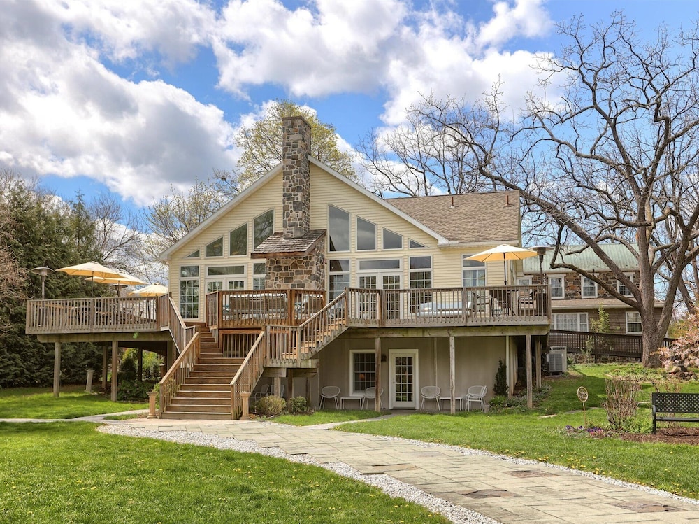 Battlefield Bed &amp; Breakfast Inn 6/76
