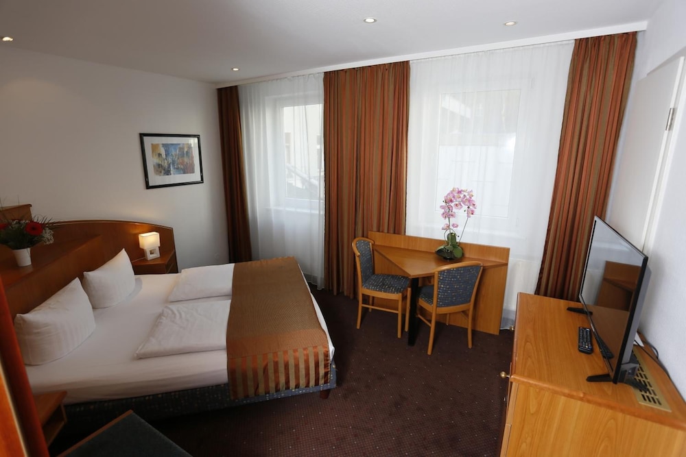 Hotel Condor 23/41