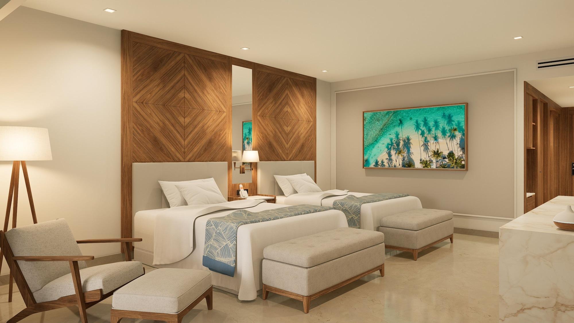 Grand Swim Up Suite