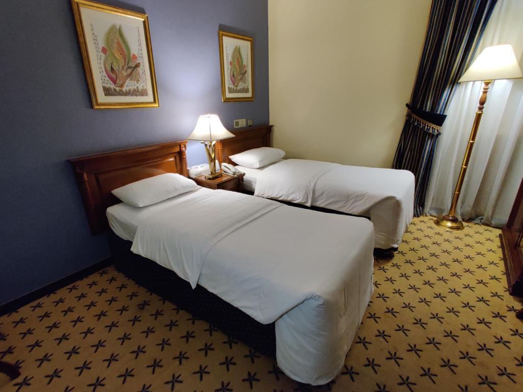 Room at Al Madina Kareem Hotel, MADINAH