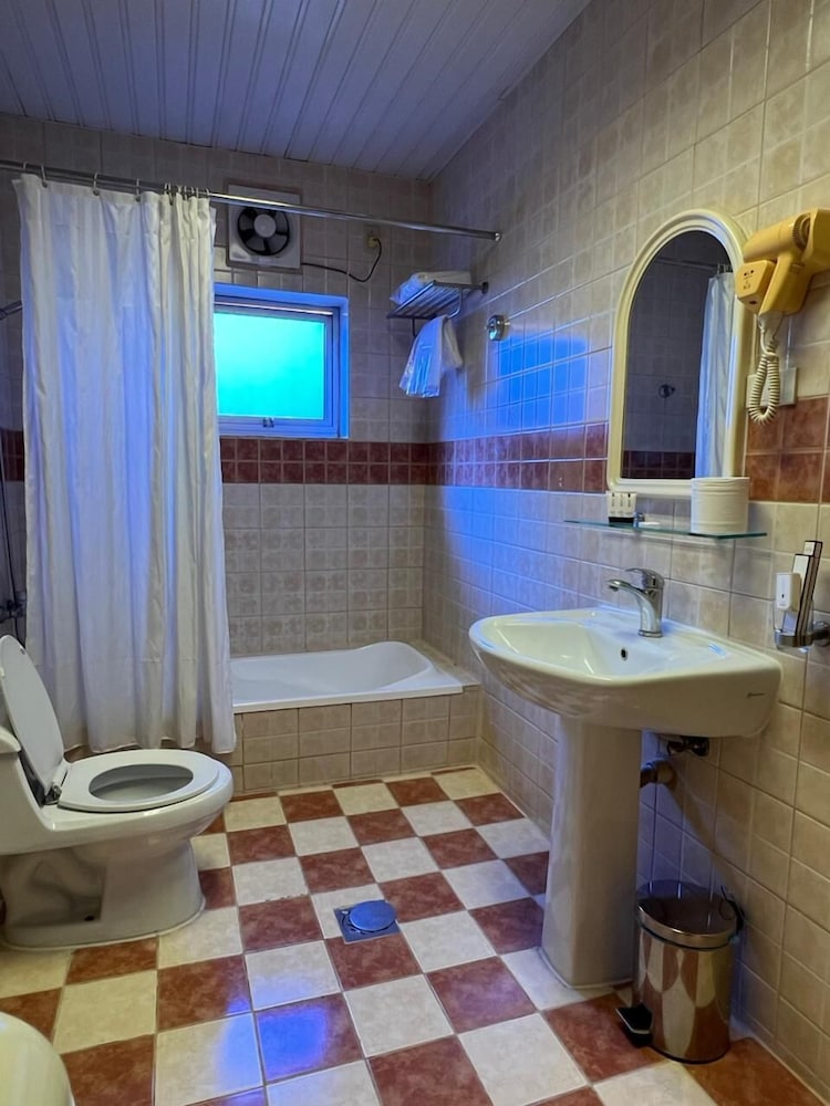 فندق المواسم الاربعة للشقق المفروشة(Almawasim Alarbaa Establishment For Serviced Apartments) 23/38