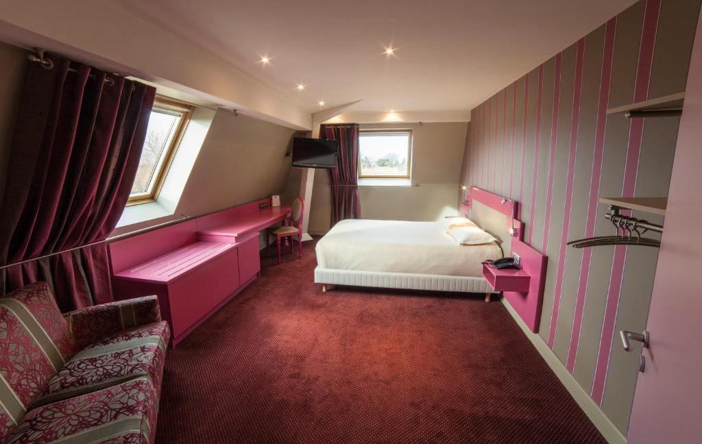 Room at The Originals Lens Ouest La Maison Rouge, NOEUX LES MINES