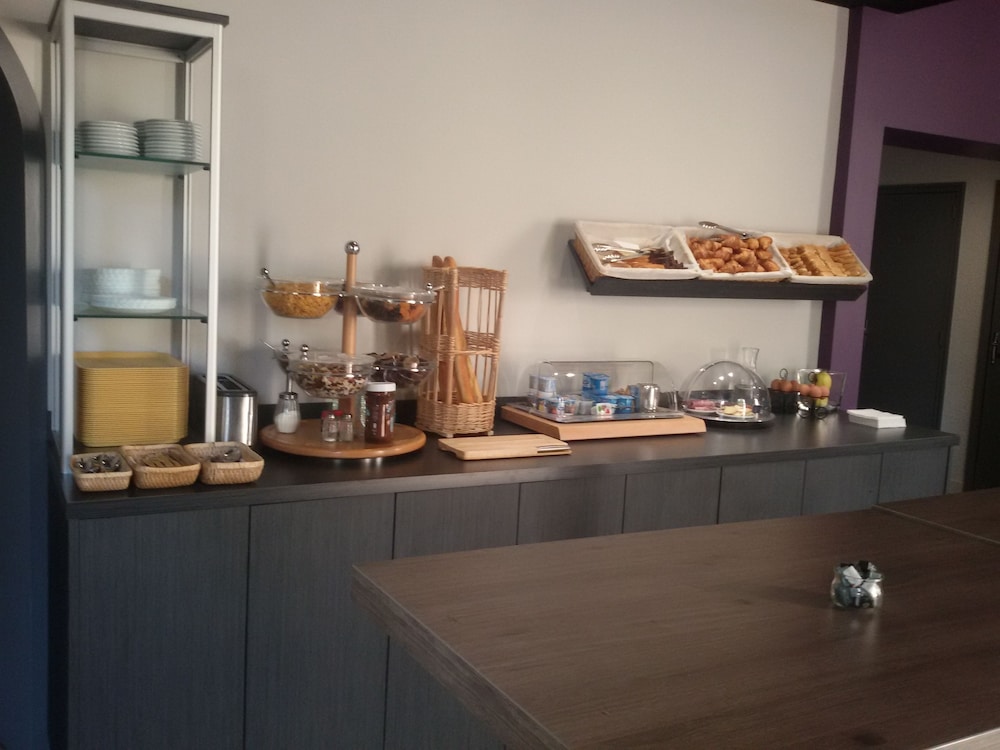 restaurant-cafeteria