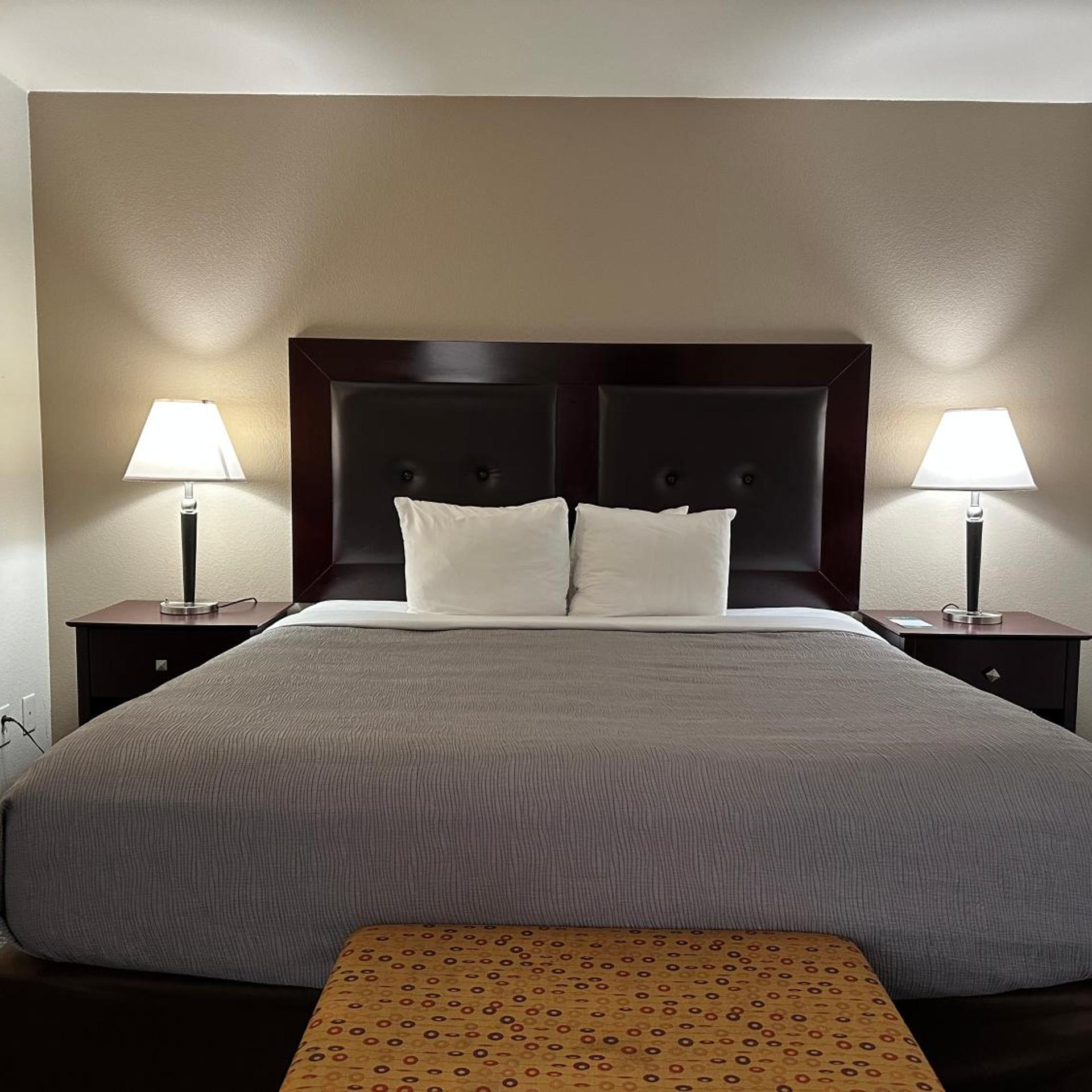 غرفة، Quality Inn & Suites Everett, WA 5/7