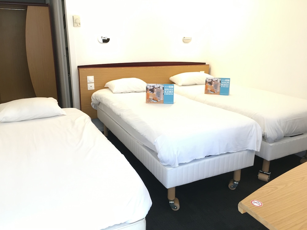 Kyriad Direct Marseille Ouest Martigues 22/55