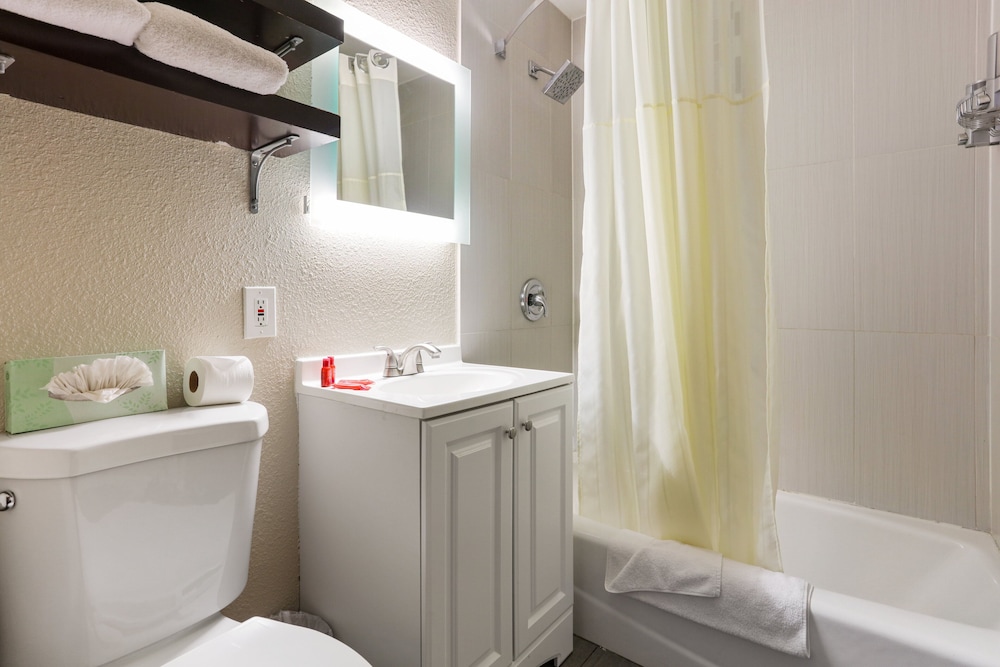 Hotel Aqua Mar 17/23