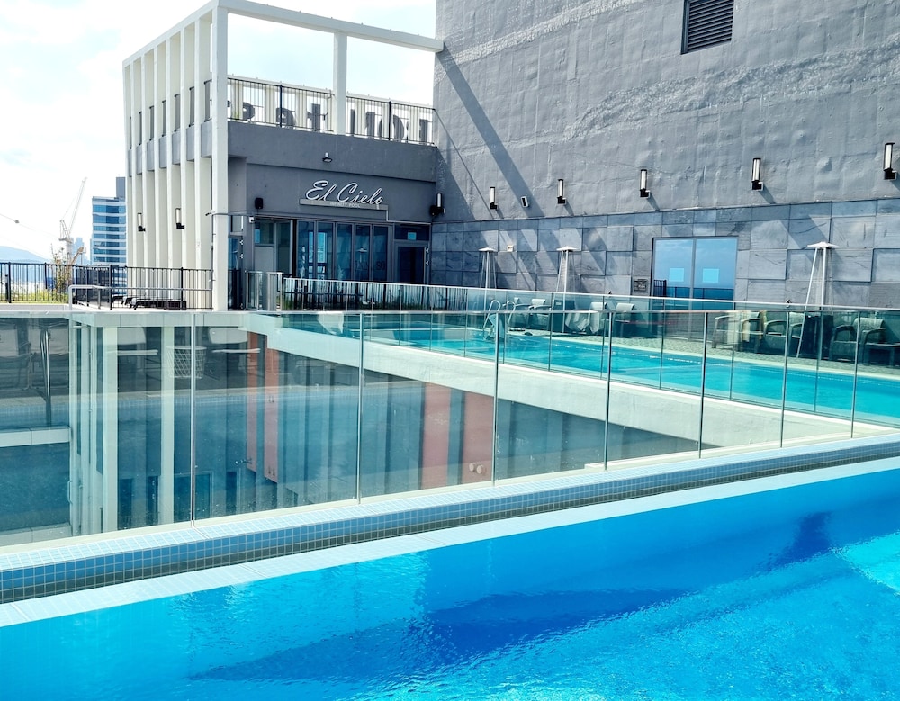 Cotice Ambassador Haeundae 42/48