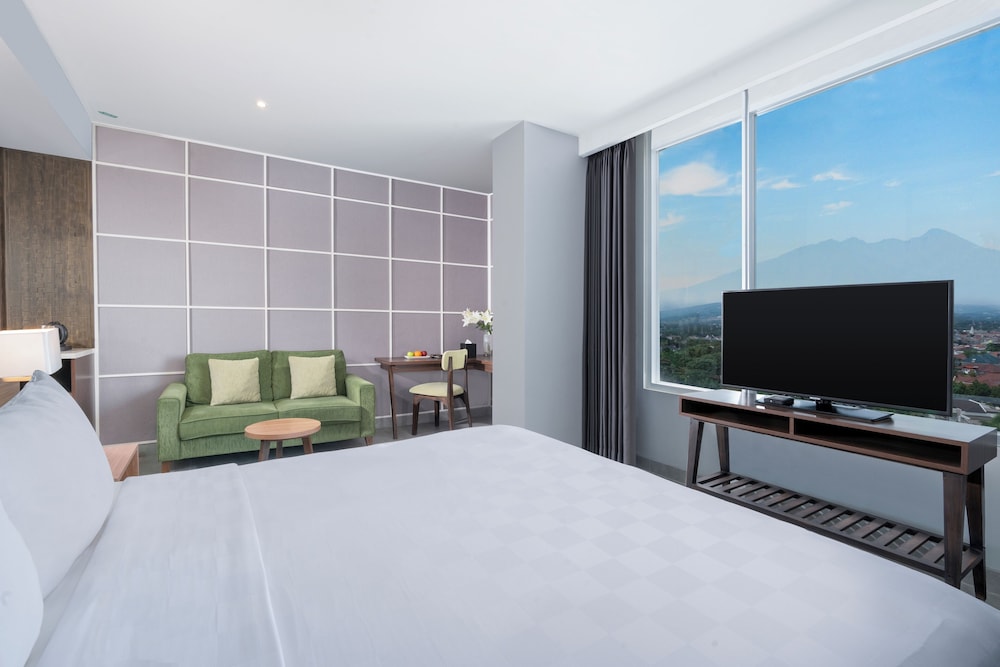 Swiss-Belinn Bogor 22/57