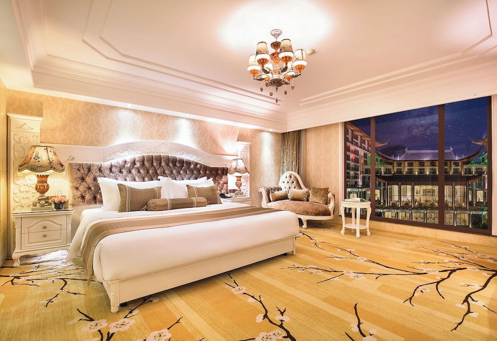 Grand Bravo Hotel 21/63