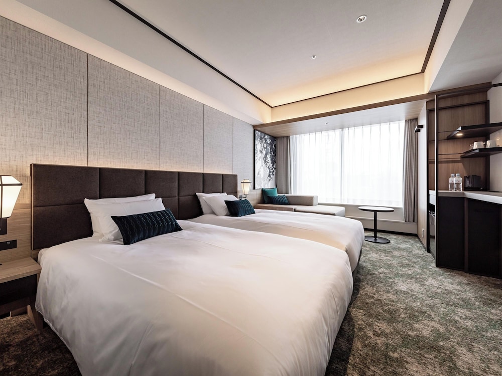 Hollywood, Twin Beds