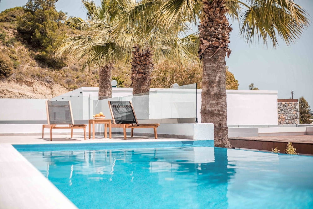 Terra Pietra Luxury Villas & Suites 39/42