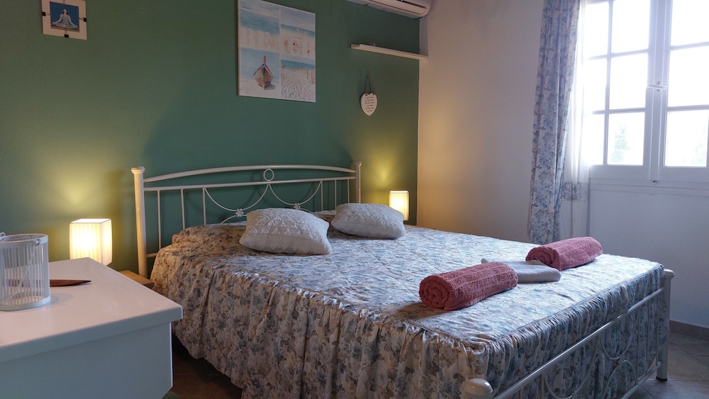 2 BEDROOMS, LOFT, APARTMENT