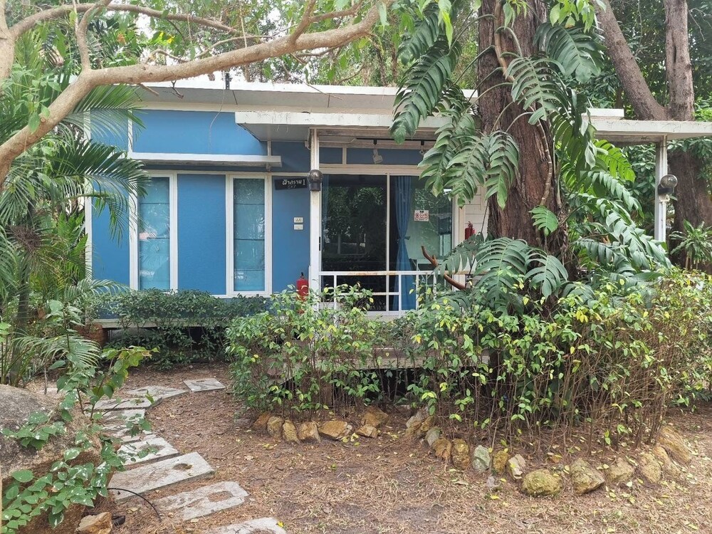 Villa Rayonghouse 5/66