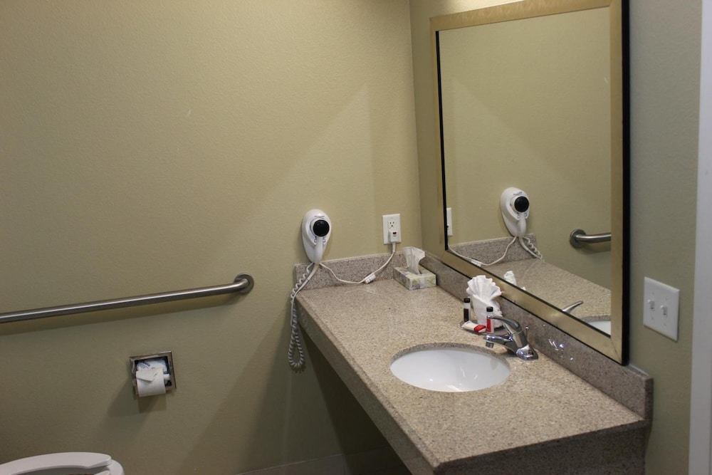 Horizon Inn & Suites 36/36