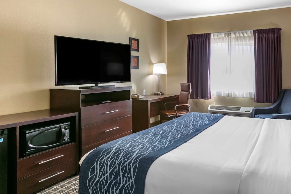 Comfort Inn Fort Collins North 9/32