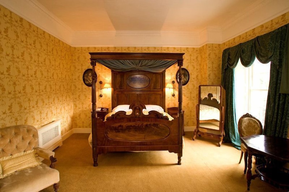 STEP HOUSE HOTEL 32/32