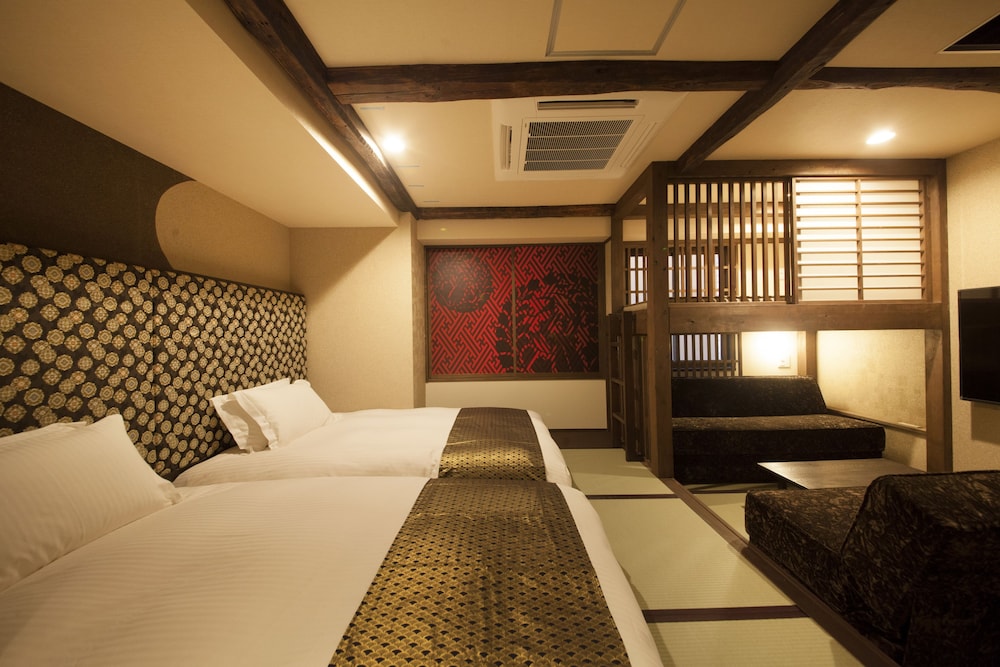Centurion Hotel Ueno 64/74
