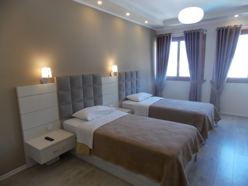 ROOM, DOUBLE BED, SEA VIEW