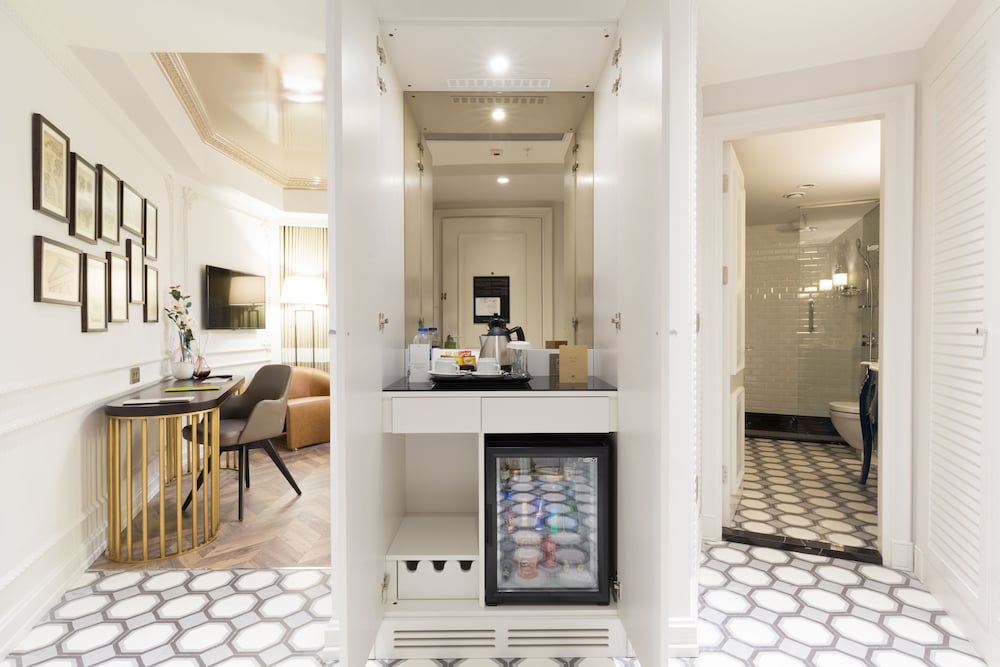 DoubleTree by Hilton Izmir Airport 74/85
