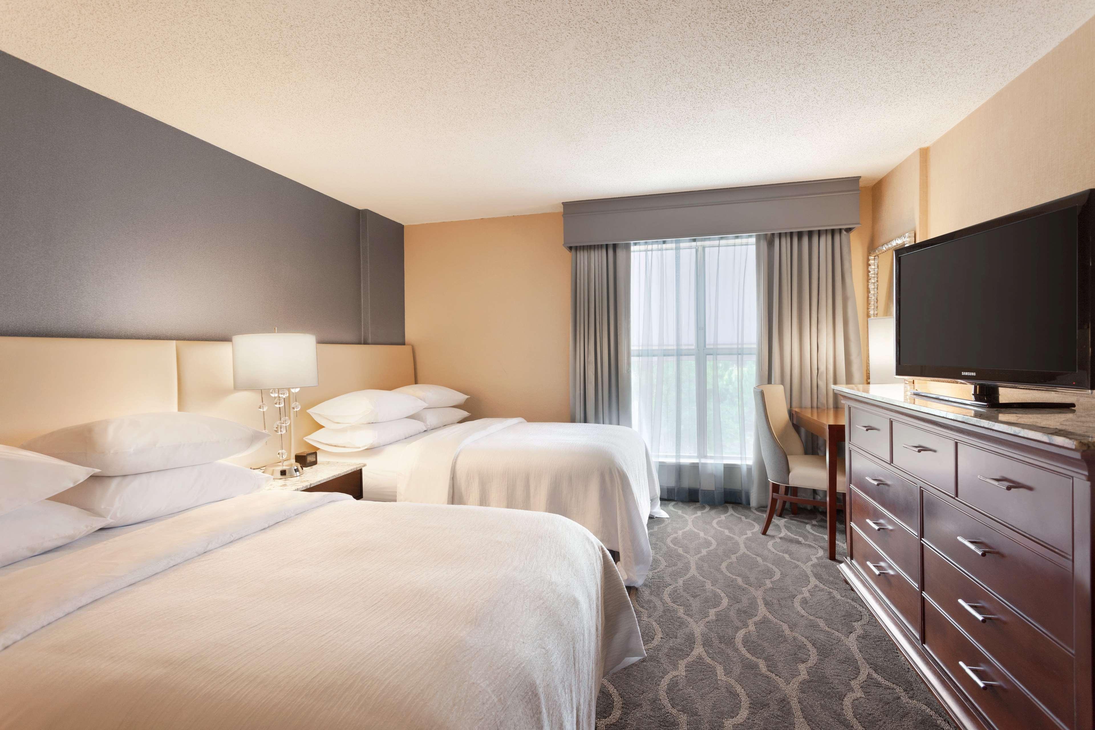 2 ROOMS, SUITE, 2 DOUBLE BEDS