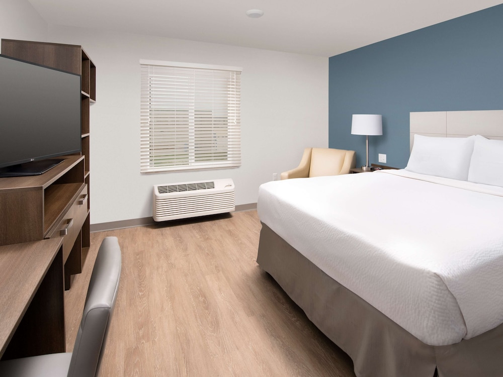 WoodSpring Suites Denver Centennial 10/43