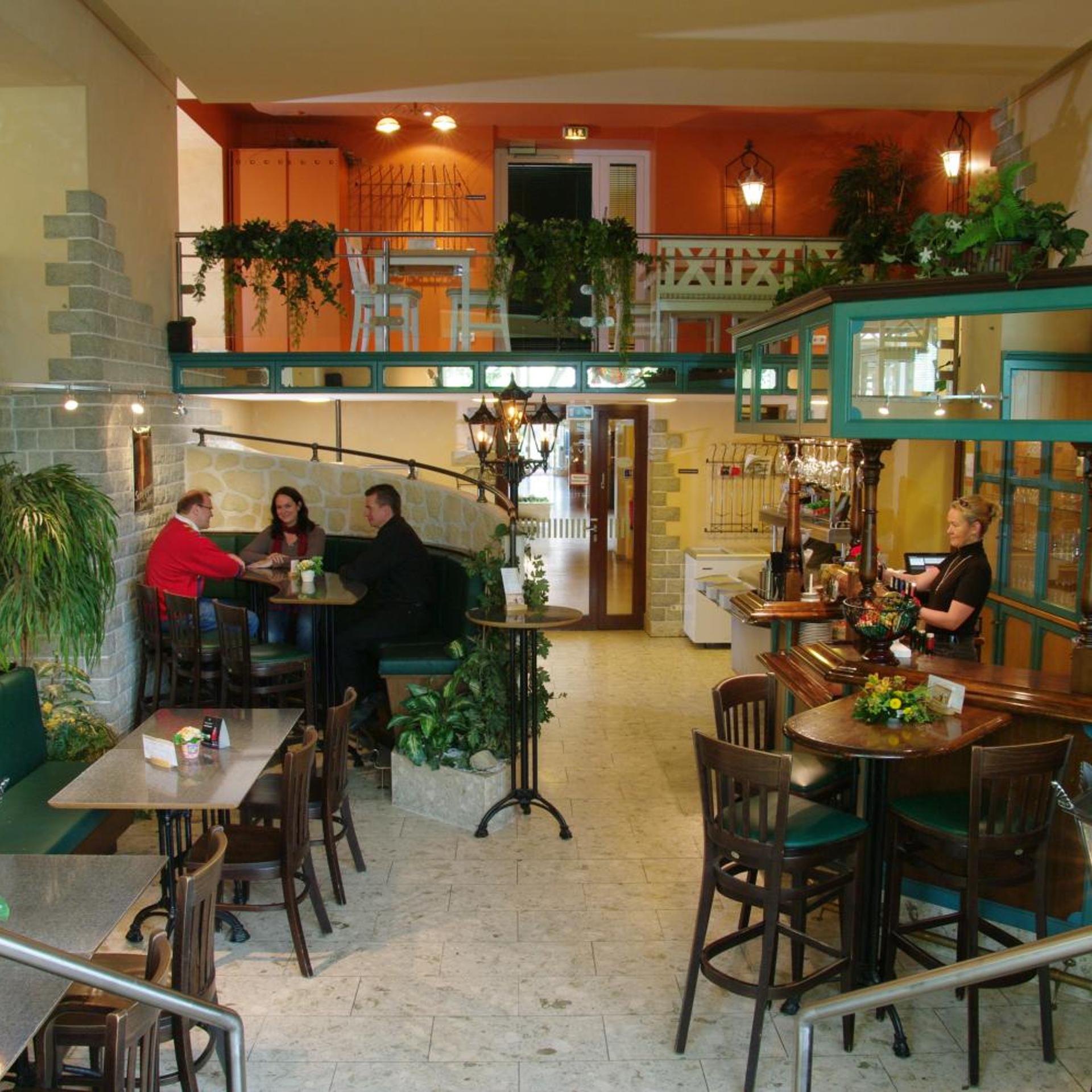 St.-Michaels-Heim Jugendgastehaus & Hotel 42/50
