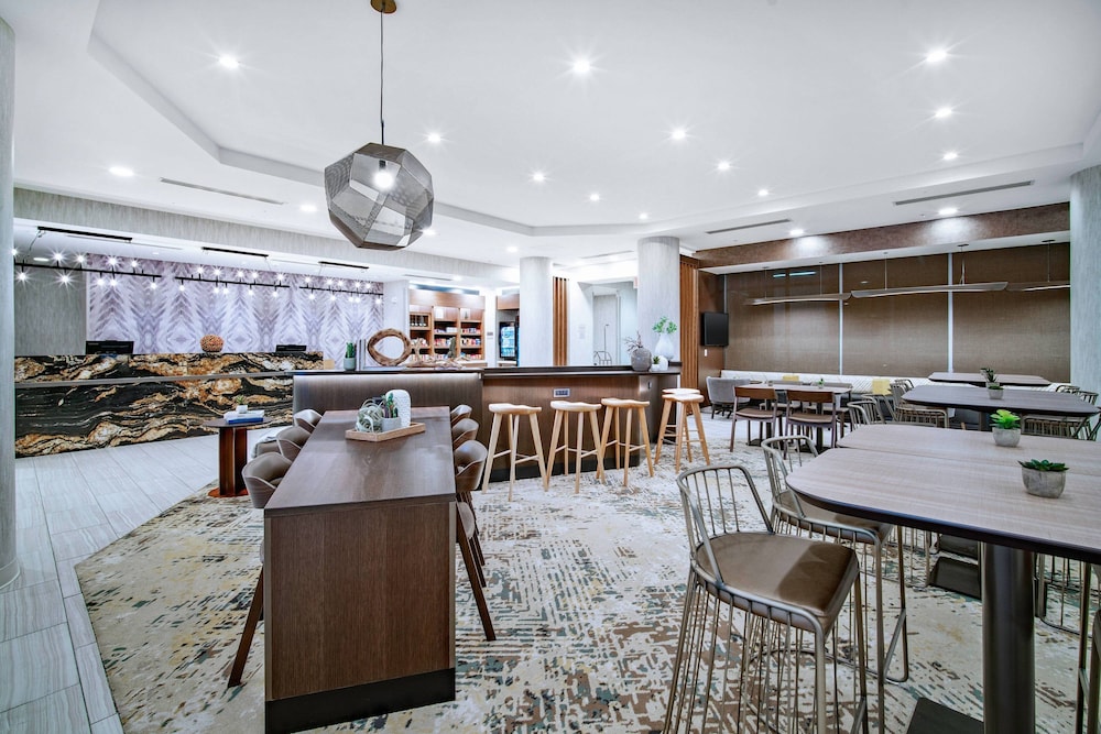 SpringHill Suites by Marriott Phoenix Goodyear 35/44